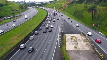 Rodovias do litoral paulista têm três pontos de lentidão na manhã desta quinta (9); veja onde