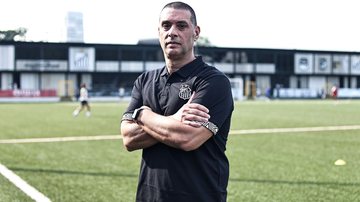Santos anuncia novo treinador para as Sereias da Vila