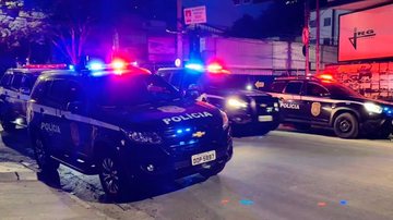 Suspeito de envolvimento em morte de policial é preso durante operação nos morros de Santos