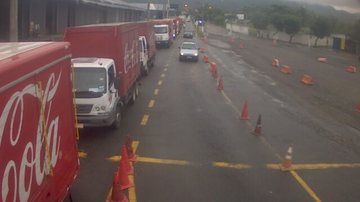 Veja como está a travessia São Sebastião-Ilhabela na manhã desta terça (28)