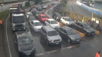 Veja o tempo de espera da travessia Santos-Guarujá na manhã desta quinta (30)
