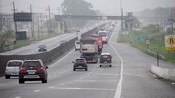 Trecho da rodovia Padre Manoel da Nóbrega
