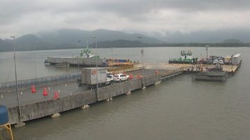 Balsa Bertioga-Guarujá opera com duas embarcações nesta sexta-feira (15)