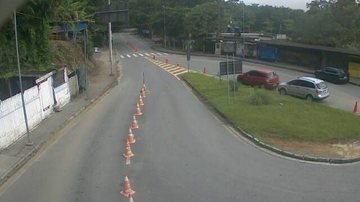 Balsa Bertioga-Guarujá opera com embarcação única nesta segunda-feira (18)