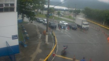 Balsa São Sebastião-Ilhabela opera com 30 minutos de espera neste domingo (17)