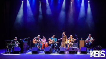 Apresentação da banda 14 Bis