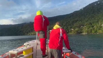 Casal desaparece em Ilhabela após passeio de moto aquática