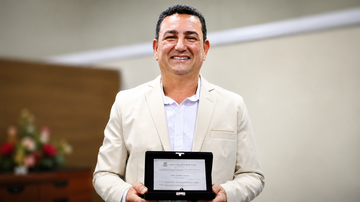 Cantor gospel que viu Bertioga crescer volta ao palco do aniversário da cidade