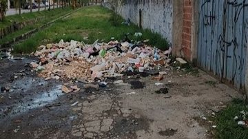 Empresa é identificada por descarte irregular e será multada em mais de R$ 20 mil em São Vicente