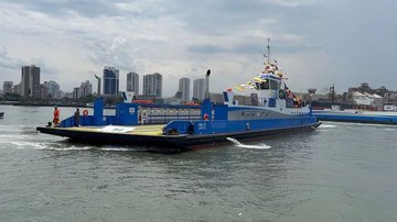 Fortes ventos interrompem travessias de balsas no litoral de SP