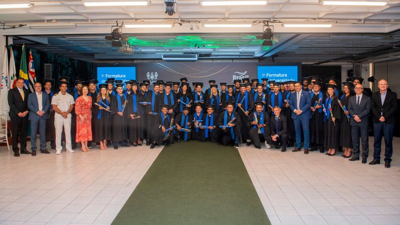 Mais de 90 profissionais do setor portuário conquistam diploma de ensino superior com Universidade Corporativa BTP