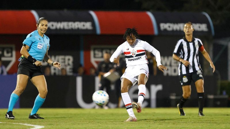 Santos perde para o São Paulo em clássico no Brasileirão Feminino