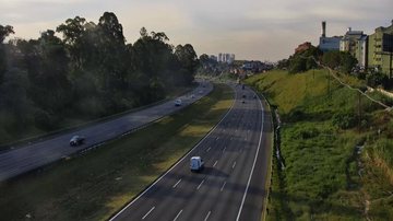 Sistema Anchieta-Imigrantes flui livremente neste fim de tarde de segunda (11)