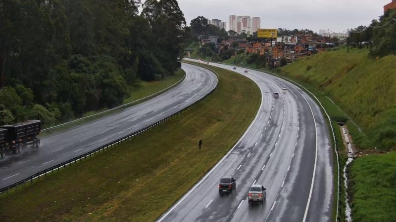 Sistema Anchieta-Imigrantes opera com tráfego livre e Operação 5x5 neste domingo (10)