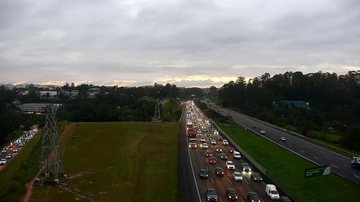 Sistema Anchieta-Imigrantes registra lentidão na manhã desta segunda (4)