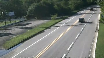 Tráfego é moderado na rodovia Rio-Santos, na manhã desta terça (12)