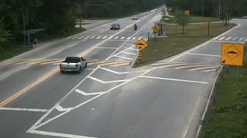 Tráfego é moderado na rodovia Rio-Santos nesta manhã de sexta (15)