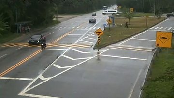 Tráfego é normal na rodovia Rio-Santos, nesta tarde de sexta (15)
