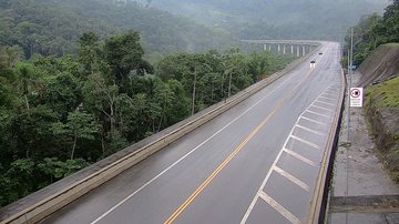 Veja como está a rodovia dos Tamoios neste fim de tarde de sexta (15)