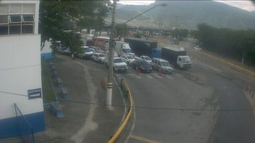 Veja o tempo de espera na balsa de Ilhabela nesta manhã de quarta (27)