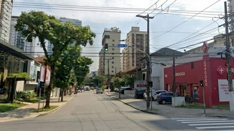 Obra interdita via em Santos e altera trânsito a partir de segunda-feira (29)