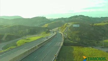Rodovia dos Tamoios tem trânsito livre e boa visibilidade nesta terça (23)
