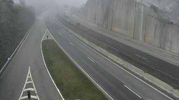 Trânsito flui bem na rodovia dos Tamoios, mas planalto tem neblina