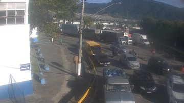Balsa de Ilhabela opera com oito embarcações nesta manhã de sexta (10)