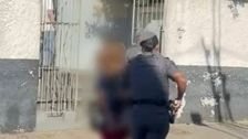 Foto de casal preso
