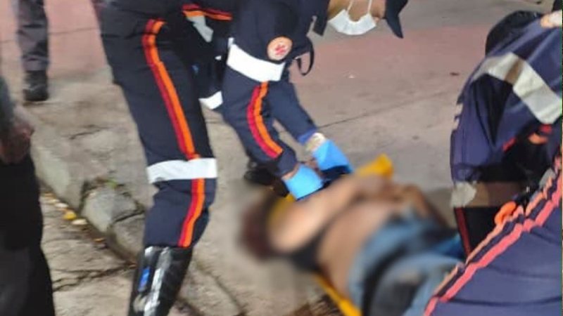 Mulher fica ferida em ataque com faca próximo à rodoviária de Caraguatatuba