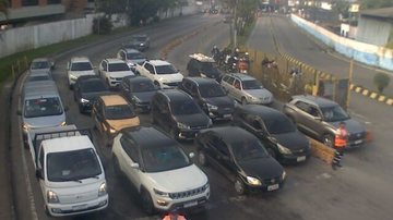 Neblina e maré baixa: veja as condições da balsa Santos-Guarujá nesta manhã de quinta (2)