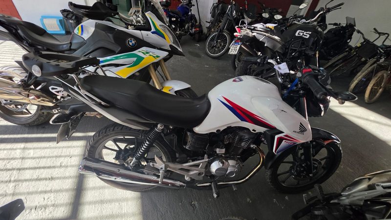 Moto apreendida pela Polícia Civil