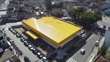 Foto aérea de nova rodoviária de São Vicente em obras