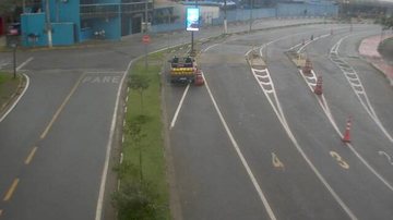 Travessia de Ilhabela opera com quatro balsas neste sábado (4)