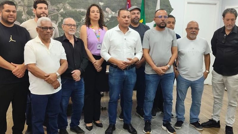 Imagem de figuras políticas de Cubatão