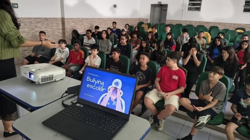 alunos em uma das oficinas sobre bullying
