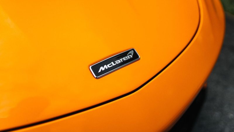 Carro McLaren