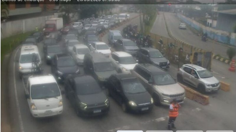 Foto da travessia de balsas