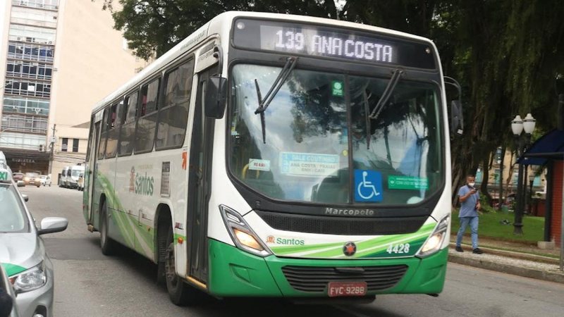 Passe livre nas eleições em Santos: veja horários dos ônibus e barcas gratuitas no domingo