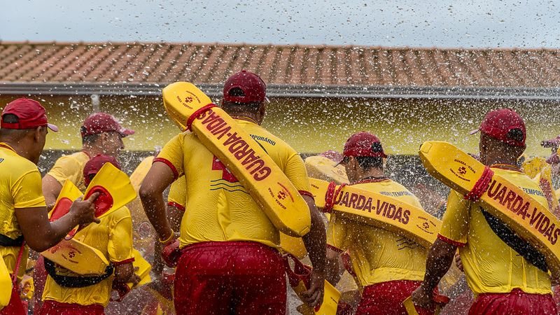 Prefeitura de Bertioga abre inscrições para cargo de guarda-vidas temporário