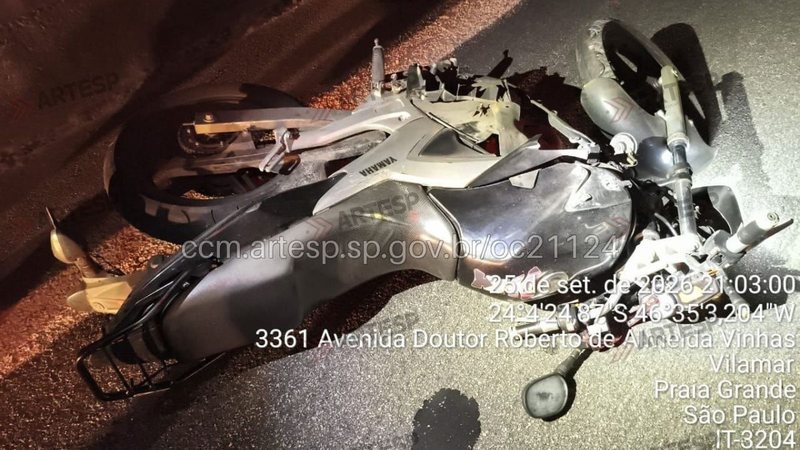 Moto em acidente na Padre Manoel da Nóbrega