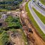 Obras de infraestrutura às margens da rodovia Padre Manoel da Nóbrega