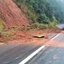 Imagem de deslizamento de terra em uma pista