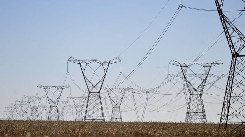 Linhas de transmissão de energia