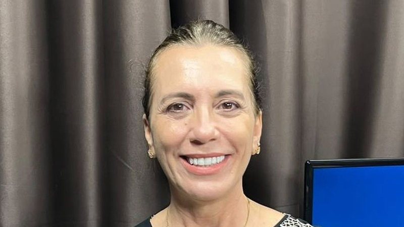 Foto de Rosana Valle no podcast Eleições 2026 do grupo Costa Norte