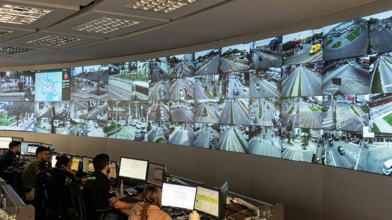 Foto da Central de Controle Operacional de Santos