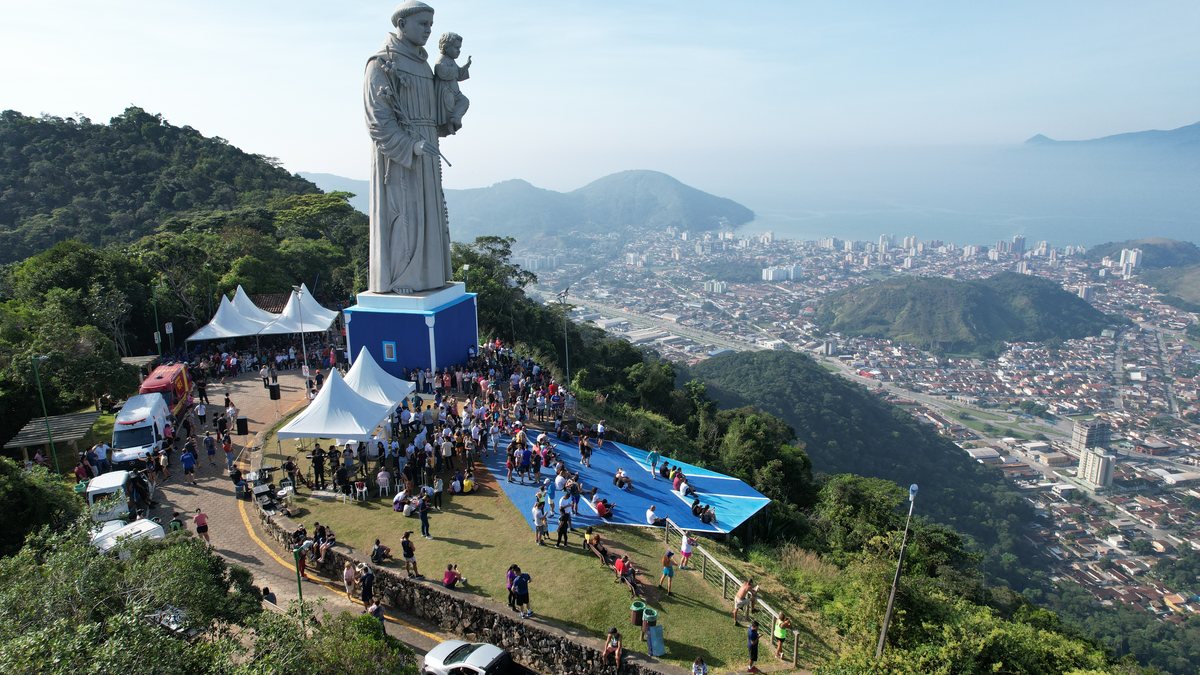 Morro Santo Antonio Cláudio Gomes