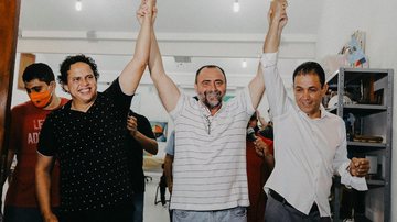 Vereador Professor Gleivison (à esquerda) será o candidato do MDB à prefeitura de São Sebastião covencao MDB - Divulgação