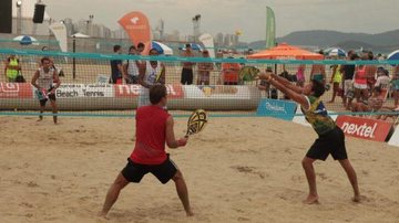 Imagem Santos autoriza retomada de esportes coletivos em quadras, campos e praias