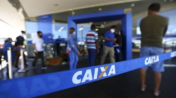Caixa paga R$ 300 a 1,6 milhão beneficiários do Bolsa Família - © Marcelo Camargo/Agência Brasil